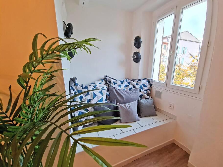 Gregbnb - T2 Design 43M2 - Toulon Est - Wifi Fibre - N2 Экстерьер фото